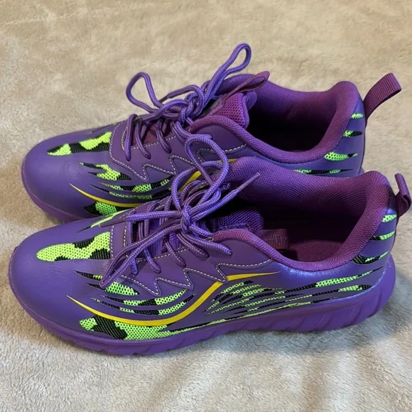 Women’s Purple and Green Sneakers, they can be used for Halloween NWOT - Picture 2 of 8